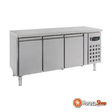 600 refrigerated counter 3 doors