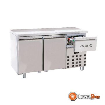 700 refrigerated counter 2 doors