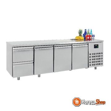 700 refrigerated counter 3 doors 2 drawers