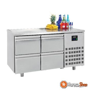 700 refrigerated counter 4 drawers