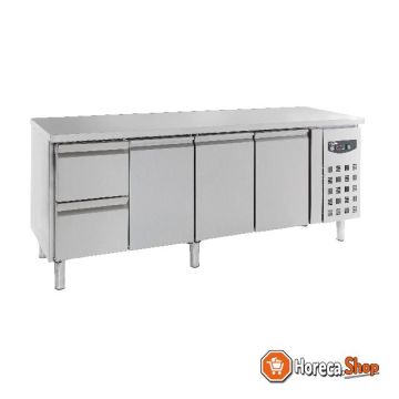 700 refrigerator bench 3drs 2 drawers