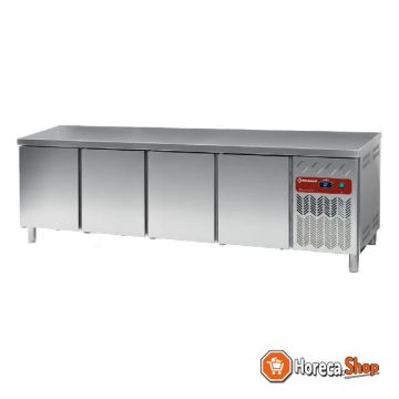 Cooled work table, ventilated, 4 doors en 600x400 (760 l)