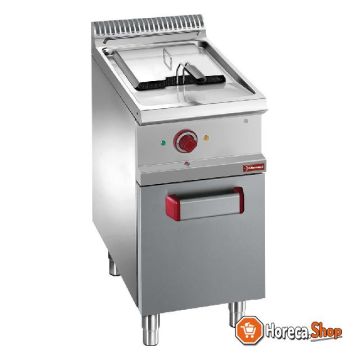 Electric fryer 1 tub 13 liters on closed cupboard